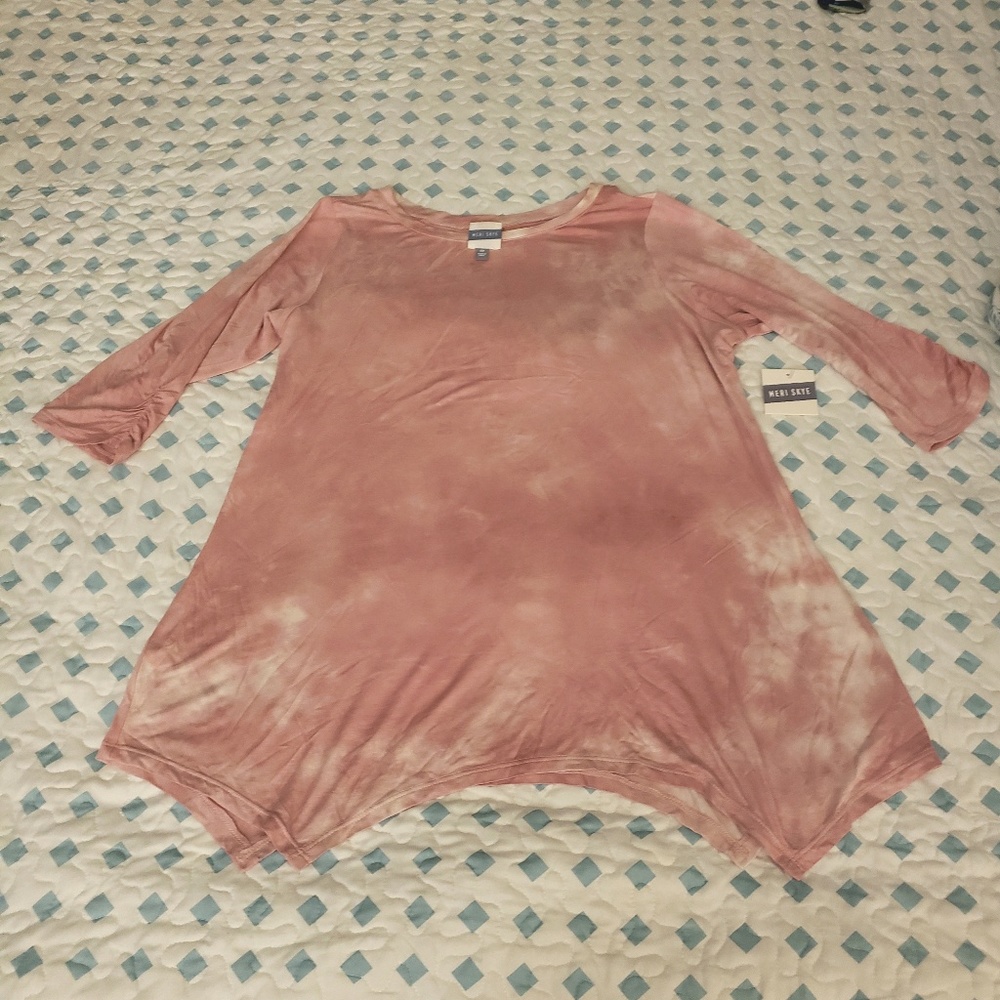 Meri Skye Jadie Sharkbite Tee
